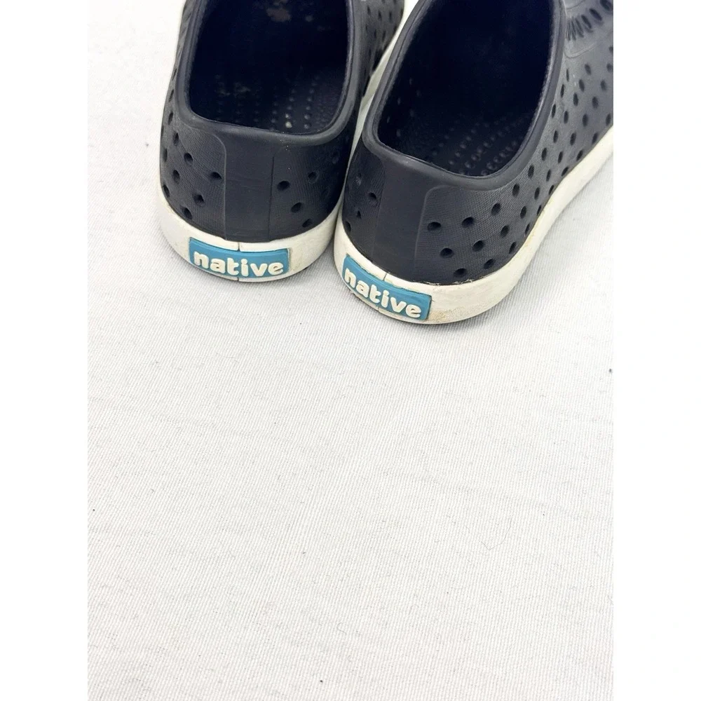 Native Jefferson Kids Navy White Slip On EVA Water Shoes Sneakers C9